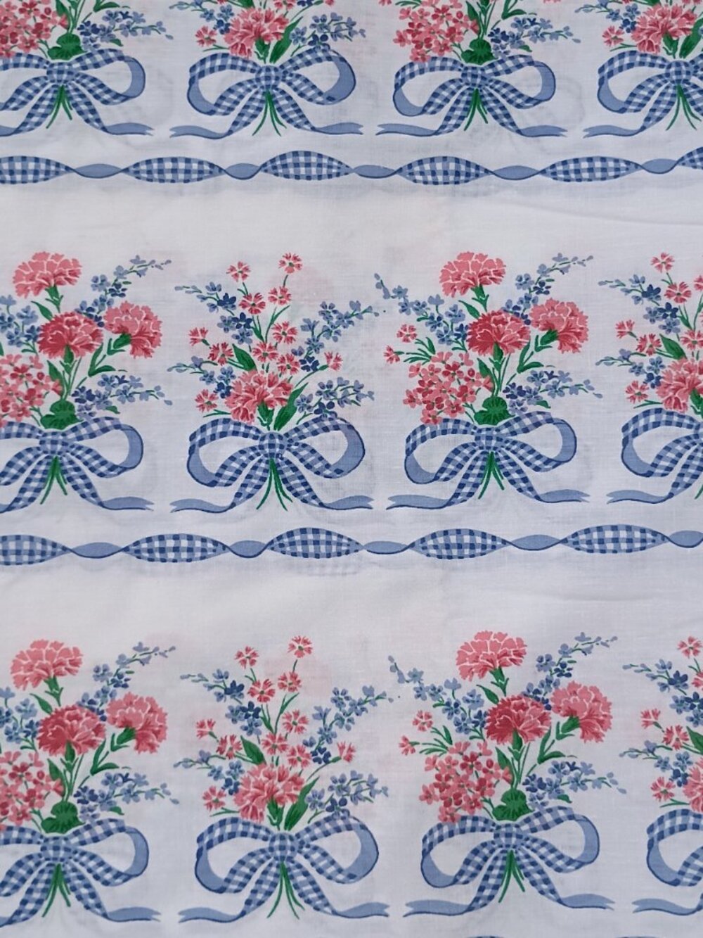 Vintage Floral Fabric White with Blue and Pink Gingham Bows 4 Yards Cottagecore - Picture 9 of 10